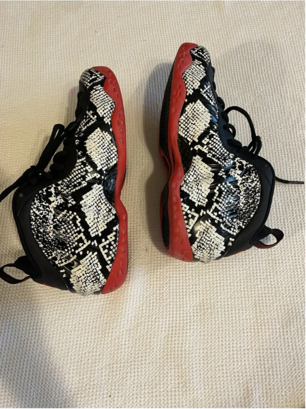 Nike Air Foamposite One Snakeskin Black White Red High Top Sneakers Men 10 EUC